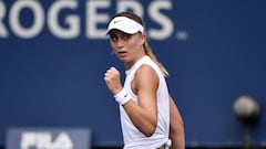 Paula Badosa celebra su triunfo en el WTA 1.000 de Canad&aacute;.