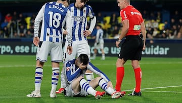 Igor Zubeldia se lesionó en el partido de la Real Sociedad contra el Villarreal en La Cerámica.