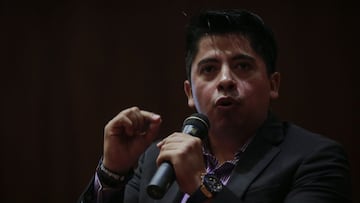 Ariel &Aacute;vila anuncia su candidatura al Senado de la Rep&uacute;blica por el partido Alianza Verde. Conozca c&oacute;mo fue el anuncio y qui&eacute;n es el analista pol&iacute;tico.