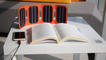 PocketPower, el gadget solar para cargar el móvil por la calle