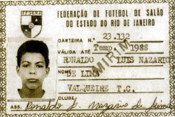Ficha de la Federación de Fútbol Brasileña. 