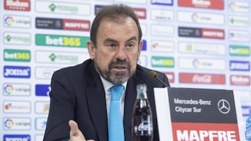 Ángel Torres: "Vamos a preguntar por Brahim al Real Madrid"