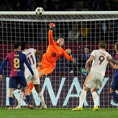 Iñaki Peña se lo pone difícil a Flick