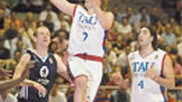 Macijauskas fusiló una vez más.