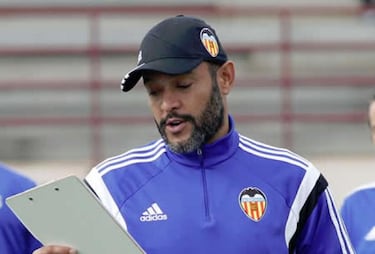 Simeone y Nuno firmaron la paz en De María