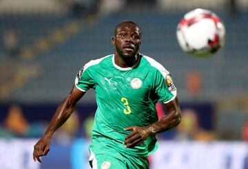 El defensa central nació en Vosgos, Francia y fue sub-20 con la selección de Francia, pero no recibió la llamada de la absoluta y en 2015 fue convocado por la selección de Senegal. 