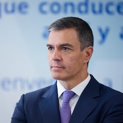 Sánchez se acoge a su derecho a no declarar y se querella contra el juez Peinado