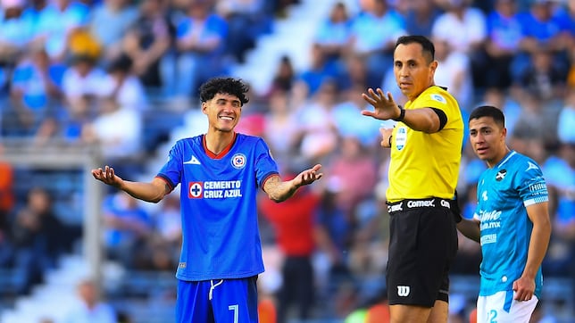 Así es Luis Enrique Santander, el árbitro del Cruz Azul vs América en la ida de las semifinales de la Liga MX