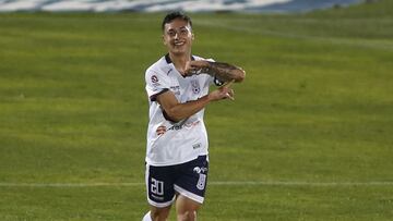 Cristian Zavala, de Deportes Melipilla, revela a AS c&oacute;mo la psicolog&iacute;a le ha permitido enfocarse en su carrera. Sue&ntilde;a con la Roja, aunque tambi&eacute;n reflexiona sobre la vida del futbolista.