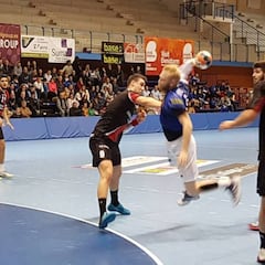 Zupo Equisoain se disculpa por su expulsión ante el Logroño