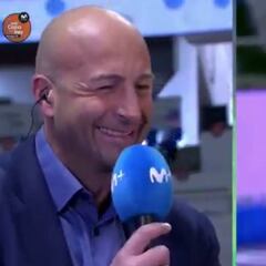 Un antes y un después en la televisión: ¿se imaginan a un campeón del mundo de fútbol haciendo esto?