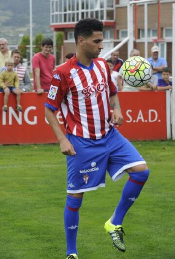 Mareo Mascarell primer fichaje del Sporting de Gijón para la próxima temporada.