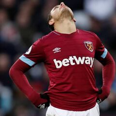 Con Chicharito, West Ham pierde frente al Watford