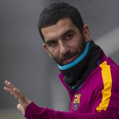 Más problemas para Arda Turan, investigado por presunto fraude fiscal