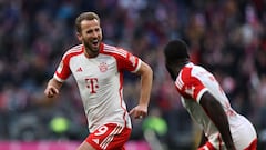 Munich (Germany), 11/11/2023.- Munich's Harry Kane (L) celebrates with teammate Munich's Dayot Upamecano (R) after scoring the 2-0 goal during the German Bundesliga soccer match between FC Bayern Munich and 1.FC Heidenheim in Munich, Germany, 11 November 2023. (Alemania) EFE/EPA/ANNA SZILAGYI CONDITIONS - ATTENTION: The DFL regulations prohibit any use of photographs as image sequences and/or quasi-video.
