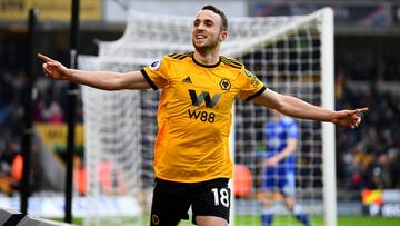 Diogo Jota celebra uno de sus goles al Leicester. 