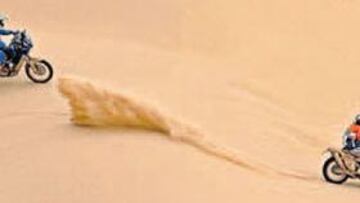 <b>POCA ARENA. </b>Algunos pilotos se quejan de que este Dakar ha resultado un tanto 'descafeinado'.
