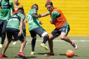 Nacional comienza prácticas para enfrentar a Tolima