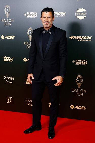 Luis Figo, posando a su llegada a la ceremonia de entrega de premios del Balón de Oro 2024.