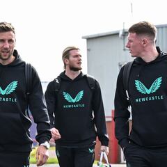 El Newcastle ‘la lía’ en su llegada a Milán