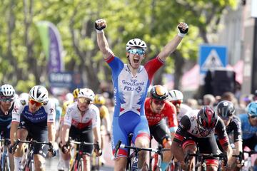 Arnaud D¨¦mare fue el ganador de la etapa al esprint.