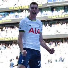 Kulusevski brilla con luz propia en el Tottenham