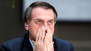 Jair Bolsonaro gesticula durante su visita a Argentina.