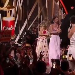 Camilo ‘rompió el protocolo’ y Eva Luna se robó todas las miradas en Viña del Mar