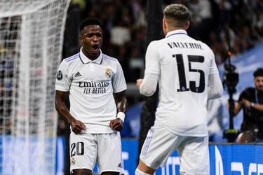 Dos gigantes con destinos diferentes