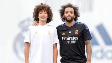 Enzo Alves, junto a su padre, Marcelo, en una foto de archivo.