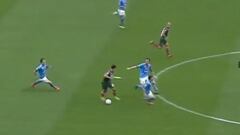 ¡Gambeteó a varios! Luis Rojas se lució contra el Napoli