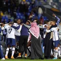 Batacazo histórico del Flamengo, Al Hilal a la final