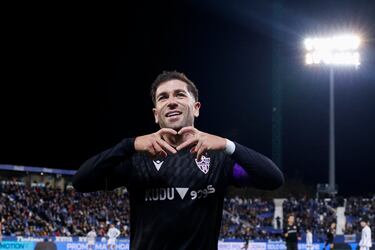 Sin duda alguna, el jugador más en forma de la competición. Ante el Leganés no faltó a su cita con el gol (cuarto tanto seguido en cuatro partidos) y esta vez lo hizo con un zapatazo imparable desde fuera del área. Se siente con confianza y le sale todo.