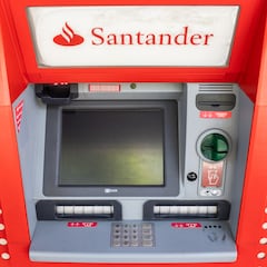 Soy un experto en el viaje y debe evitar el botón de los cajeros automáticos de otros países, para no perder dinero.