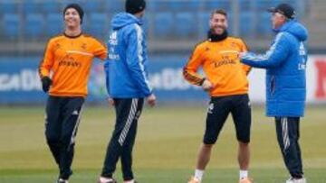 Ramos y Cristiano trabajan con el grupo y apuntan a Mestalla