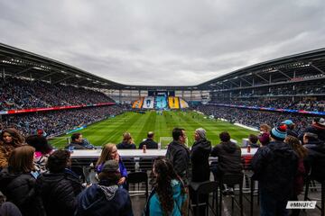 Minnesota United inaugurated their new stadium with a 3-3 draw against New York City FC with the stunning field amazing the fans.