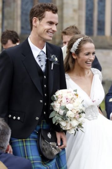 Murray vistió el tradicional "kilt" escocés en una ceremonia a la que, entre otros invitados, acudió el exnúmero uno del tenis británico Tim Henman.