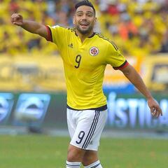 Falcao envía mensaje de apoyo a Sebastián Pérez por su lesión