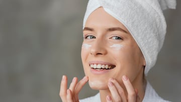 Andrea Combalia, experta en cuidado de la piel, sobre la rutina al levantarse: “Puede minimizar el efecto”