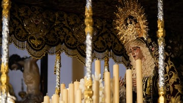 El Cristo de la Salud y la Virgen del Refugio de la Hermandad de San Bernardo, a 27 de marzo de 2024, en Sevilla, Andalucía (España). El Miércoles Santo amanece en Sevilla con pronóstico de chubascos, lo que hace prever que no será posible que la gran mayoría de las cofradías puedan hacer la Estación de Penitencia.
27 MARZO 2024
María José López / Europa Press
27/03/2024