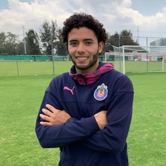 César Huerta, tras los pasos del Chicharito Hernández