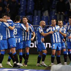 El Deportivo se acerca a la orilla