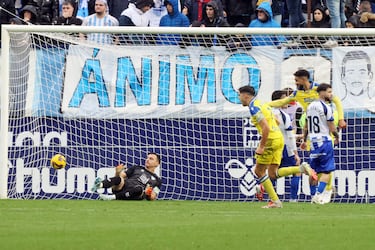 Aprobados y suspensos del Mlaga: cogido con alfileres