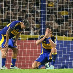 Alarcón dejó solo a Cavani, sin arquero y en área chica, pero esto pasó: no se puede creer