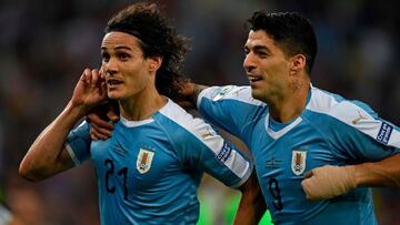 Araújo y Luis Suárez, en la lista de Uruguay
