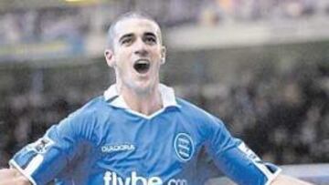 <b>REFUERZO GOLEADOR. </b>Walter Pandiani ya espera hacer en Montjuïc lo que se le negó en Birmingham: su cita infalible con el gol.