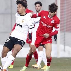 El Valencia renueva a Koba Koindredi hasta 2025