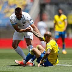 Media hora de impulso y una mandíbula de cristal
