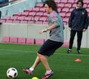 Puyol se entrena con el equipo, aunque no jugará