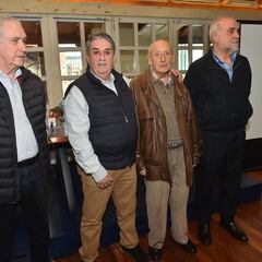 ‘Denok Erabaki’ lanza su hoja de ruta: “Necesitamos una filosofía real al tiempo que vivimos”